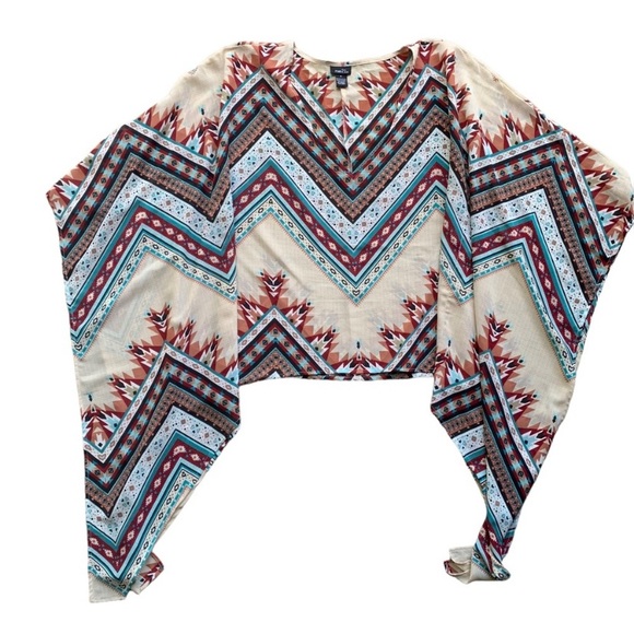 Rue21 Cream and Red Chevron Poncho Kimono Batwing Blouse Shirt - Picture 11 of 12